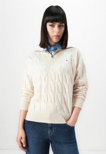 Клешеные джинсы