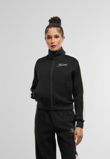 Спортивная куртка