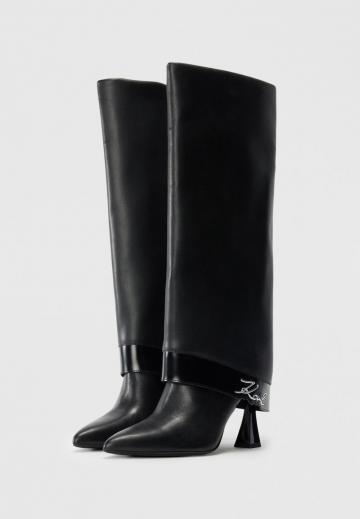 Высокие сапоги