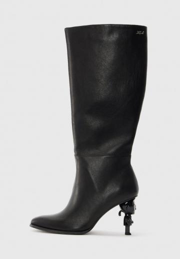 Высокие сапоги