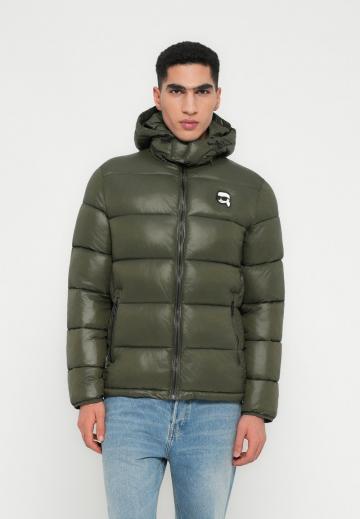 Зимняя куртка