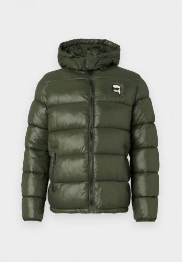 Зимняя куртка