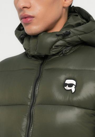 Зимняя куртка