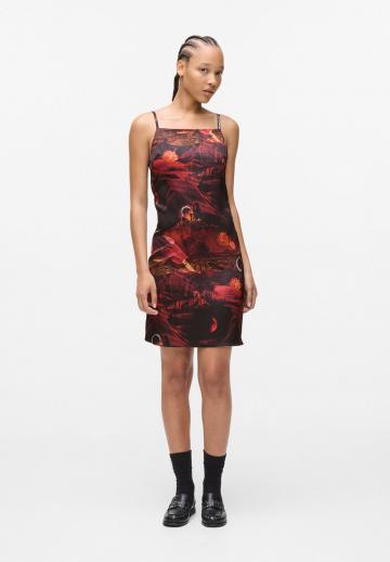 Платье футляр