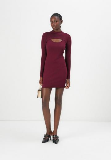 Вязаное платье