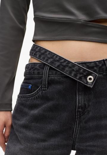 Свободные джинсы