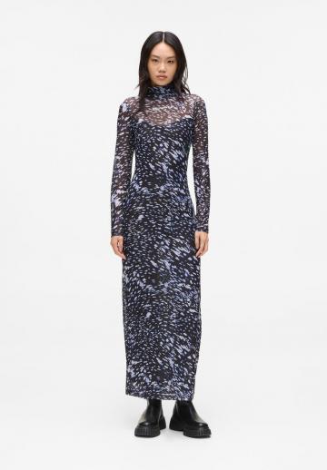 Платье футляр