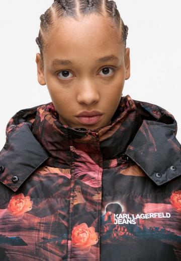 Зимняя куртка