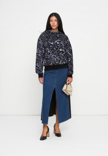 Пуловер с капюшоном