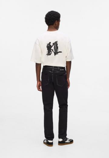 Прямые джинсы