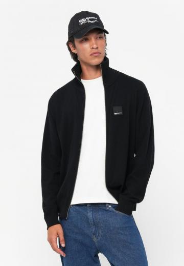 Вязаная кофта