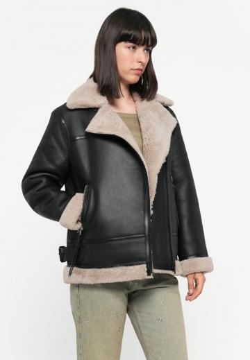 Свободные джинсы