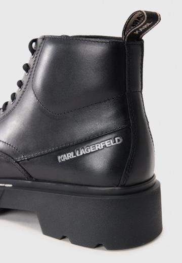 Ботинки на шнуровке