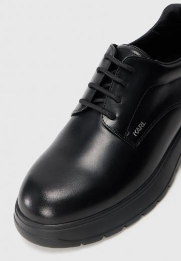 Ботинки на шнуровке