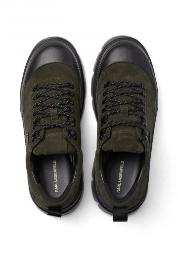 Ботинки на шнуровке