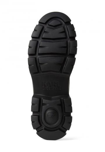 Ботинки на шнуровке