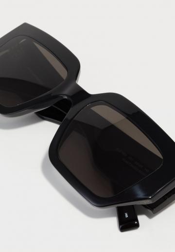 Солнечные очки