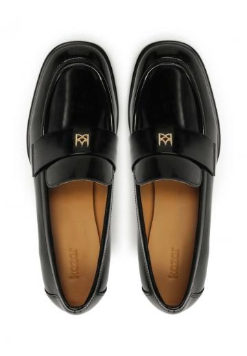 Туфли с высоким носом