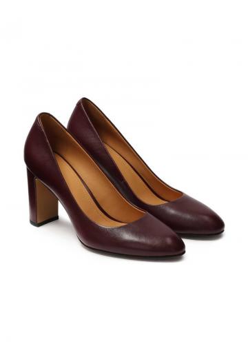 Туфли на высоком каблуке