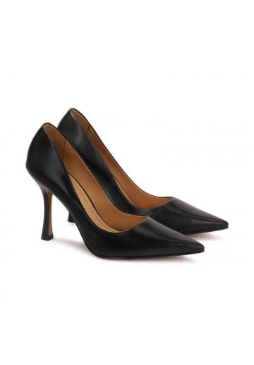 Туфли на высоком каблуке