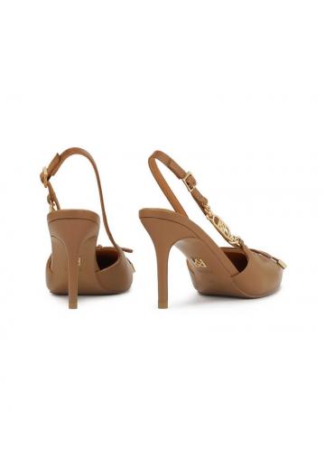 Туфли на высоком каблуке