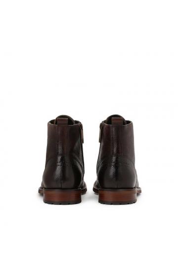 Ботинки на шнуровке