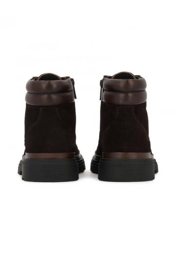 Ботинки на шнуровке