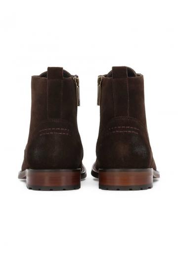 Ботинки на шнуровке