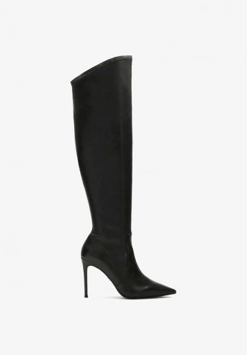 Высокие сапоги