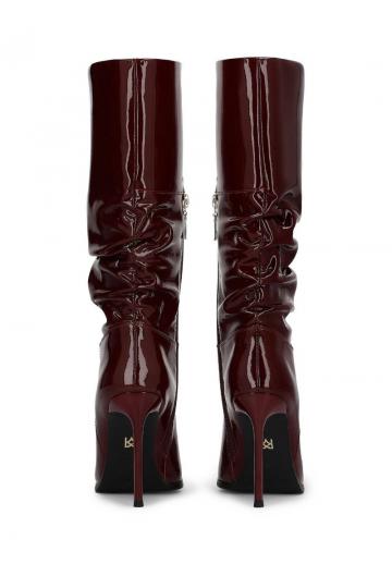 Высокие сапоги