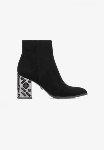 Полусапожки на высоком каблуке