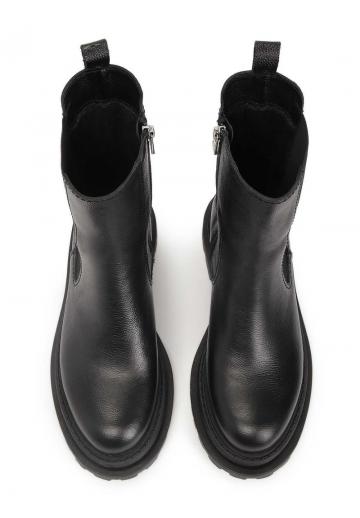 Полусапожки на высоком каблуке