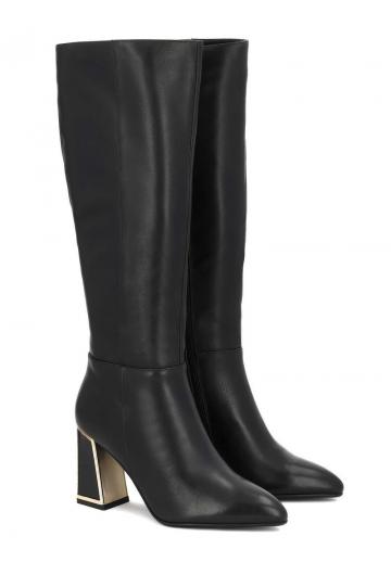 Полусапожки на высоком каблуке