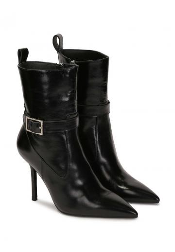 Полусапожки на высоком каблуке