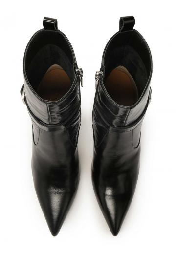 Полусапожки на высоком каблуке