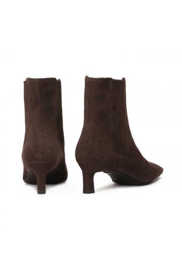 Полусапожки на высоком каблуке