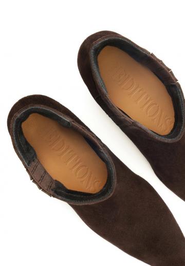 Полусапожки на высоком каблуке