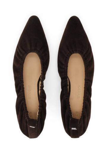 Туфли на высоком каблуке