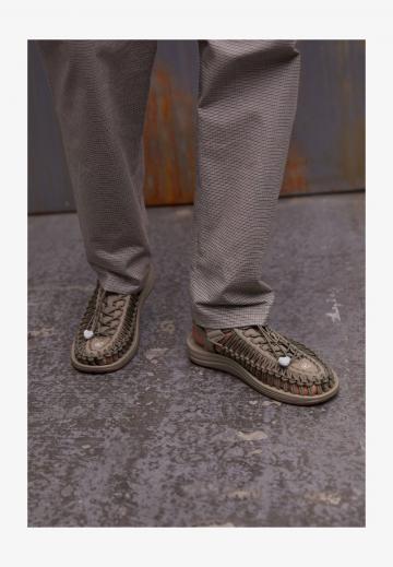 Спортивные сандалии