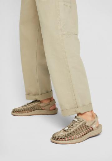 Спортивные сандалии