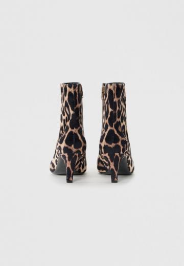 Ботинки челси