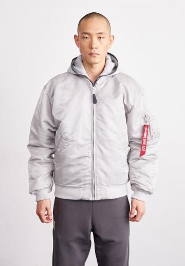 Куртка бомбер