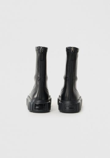 Полусапожки на платформе