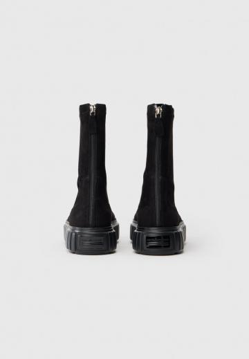 Полусапожки на платформе