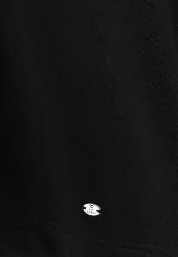 Короткое пальто