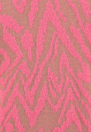 Жаккардовая вязаная кофта