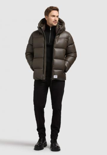 Зимняя куртка