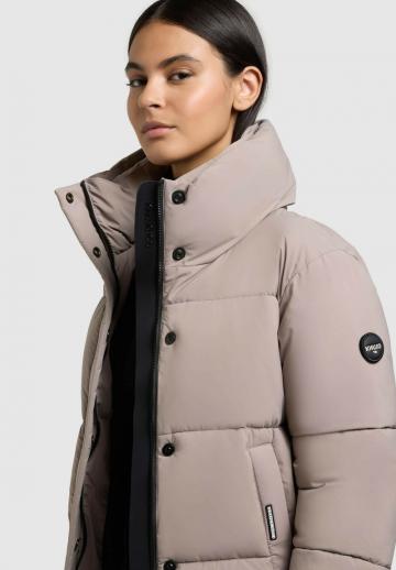 Зимняя куртка