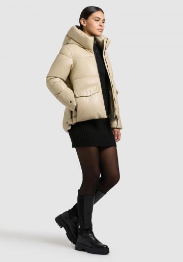 Зимняя куртка