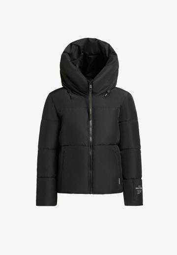 Зимняя куртка